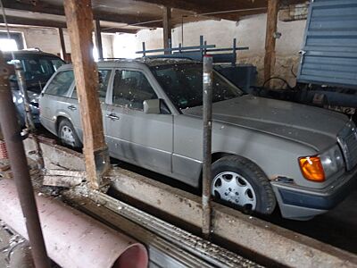 Mercedes-Benz 230TE, 124T,  Automatik,  AHK
