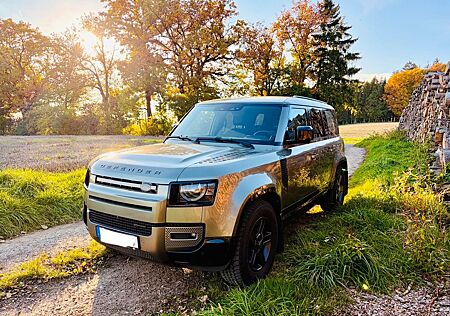 Land Rover Defender 3.0 D250 MHEV X-Dynamic SE 110 X-Dy...