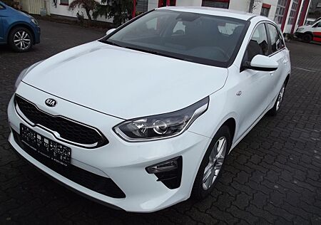 Kia Cee'd / Ceed Vision MHEV NAVI SHZ Kamera