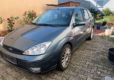 Ford Focus 1.6 -