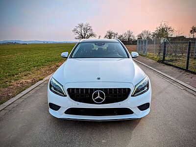 Mercedes-Benz GARANTIE-PANO-AHK-DIST-8FACH-STANDHEIZUNG-BURMES