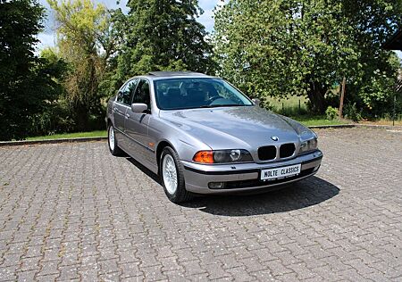 BMW 525 E39 525TDS *Leder* *Xenon* *SHD* *Rostfrei*