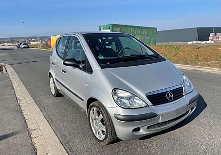 Mercedes-Benz A 140 CLASSIC 1.HAND