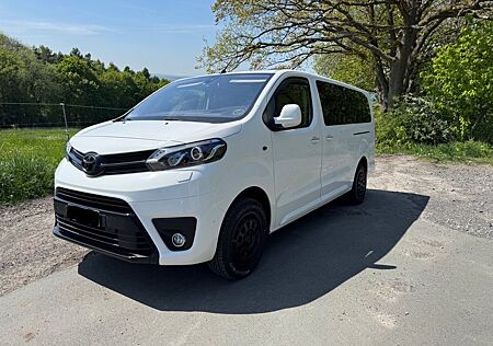 Toyota Pro Ace Proace (Verso)L2 Executive OFFROAD Optik Neu Tüv