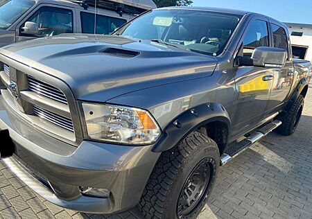 Dodge RAM 1500 Sport deutsche Erstzulassung
