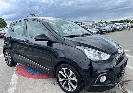 Hyundai i10 1.0 FIFA World Cup Edition/Sithz/klima/Tüv