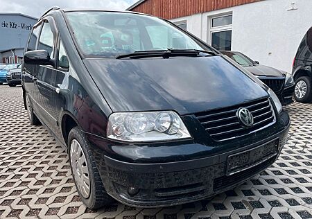 VW Sharan Volkswagen 2.0*7-Sitzer*Navi*Sitzhzg*Pdc*