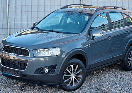 Chevrolet Captiva 2.4 LT Nur 66Tkm 7-Sitzer AHZV Teilleder