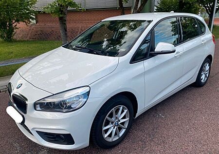 BMW 2er 220 Active Tourer 220d Handschalter mit AHK