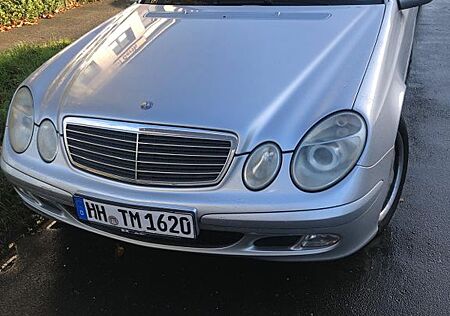 Mercedes-Benz E 220 CDI CLASSIC Classic - W211