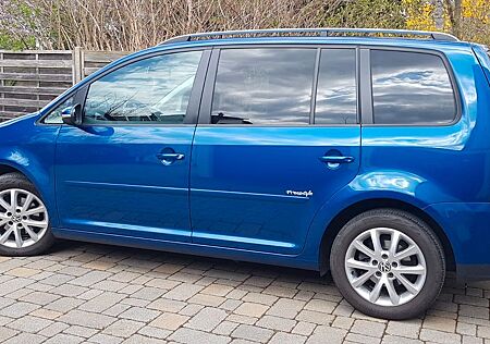 VW Touran Volkswagen 1.9 TDI DPF Freestyle Freestyle