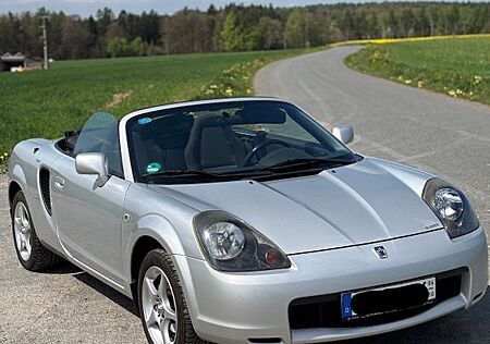 Toyota MR 2