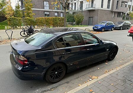 BMW 320d - TÜV neu - regelmäßig gefahren und gewarte