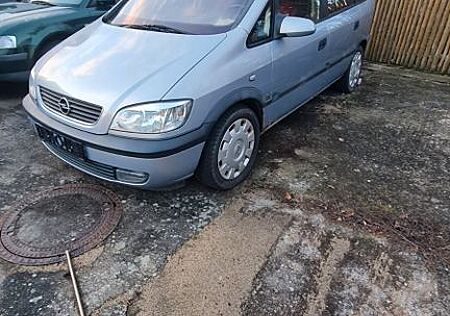Opel Zafira 2.2 DTI Executive Executive