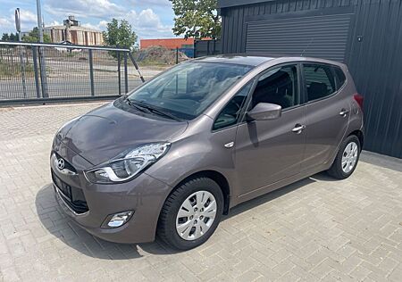 Hyundai ix20 FIFA world Cup Edition TÜV-neu!