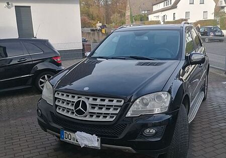 Mercedes-Benz ML 320 CDI 4MATIC -