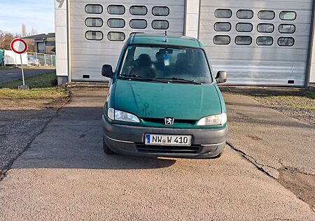 Peugeot Partner COMBISPACE 90