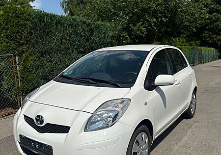 Toyota Yaris 1,33-l-Dual-VVT-i Cool Cool