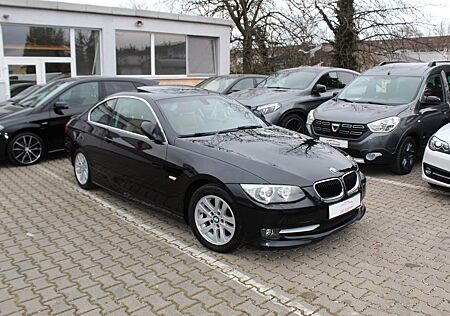 BMW 318i E92*H/K*NAVI*LEDER*Bi-XEN*SCHIEBEDACH