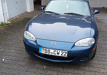 Mazda MX-5 1.6 16V 110PS Softcase-Cabrio