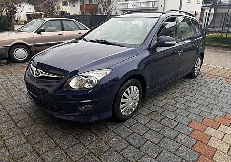 Hyundai i30 cw FIFA WM Edition Euro 5 Tüv 03.27