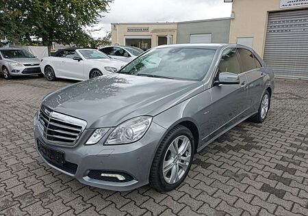 Mercedes-Benz E 250 Lim. CGI BlueEfficiency Avantgarde