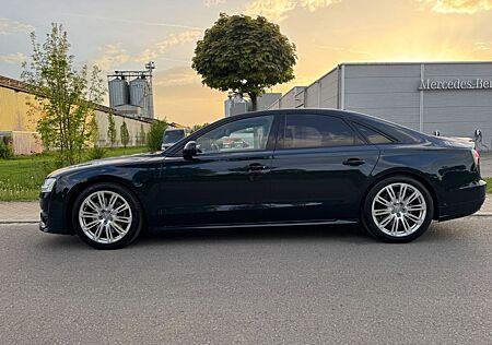 Audi A8 4.2 TDI clean diesel quattro/EXCLUSIVE/MATRIX