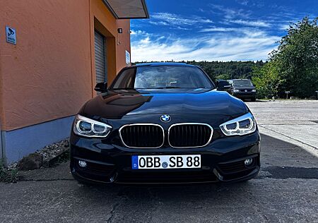 BMW 120i LED/GLASDACH/NAVI/SHZG/MULTI/PDC