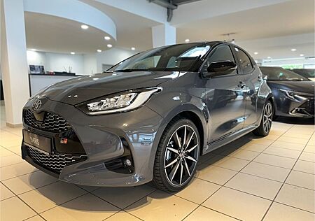Toyota Yaris Hyb GR Sport (Kamera, Navi, Apple Carplay)