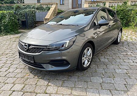 Opel Astra 1.2 Direct Injection Turbo 96kW Editio...