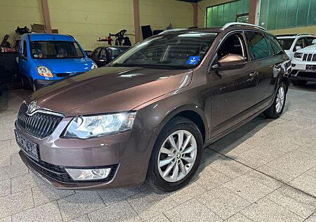 Skoda Octavia Combi Ambition 1.6*NAVI*SHZ*AHK*2.HAND*