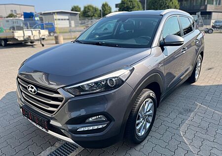 Hyundai Tucson blue Advantage 2WD
