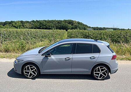 VW Golf Volkswagen VIII, 1.5 TSI, United, 18 Zoll,