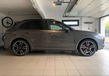 Porsche Cayenne 4.0 V8 GTS APPROVED