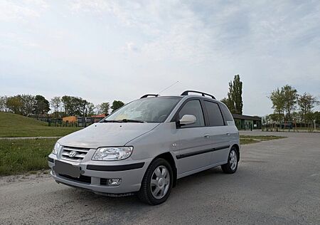 Hyundai Matrix 1.6 GLS KLIMA, 8 fach bereift, Anhängerk