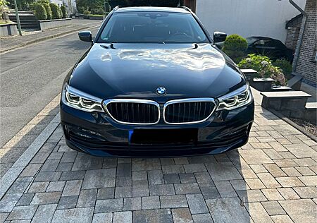 BMW 520d Touring A Sport Line