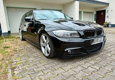 BMW 330dA Touring M Paket Tüv 09/26