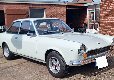 Fiat 124 Sport Coupé restauriert