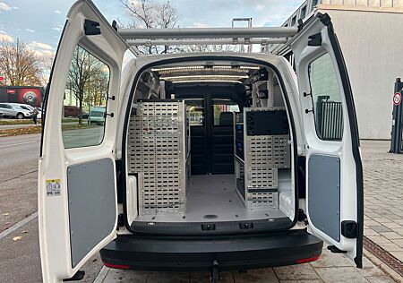 VW Caddy Volkswagen Maxi 2,0TDI BMT SORTIMO REGALLE /AHK