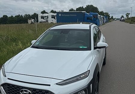 Hyundai Kona 1.6 T-GDI UNIQUE DCT 4WD