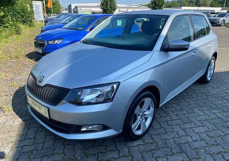 Skoda Fabia 1.0 Enjoy Einparkhilfe LM Felgen Sitzheizu