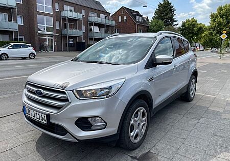 Ford Kuga SHZ NAVI AHK TEMPOMAT MFL