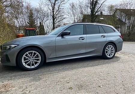 BMW 318d Touring Auto -