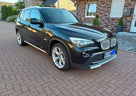 BMW X1 sDrive18i Sehr gepflegt, Lackzustand sehr gut