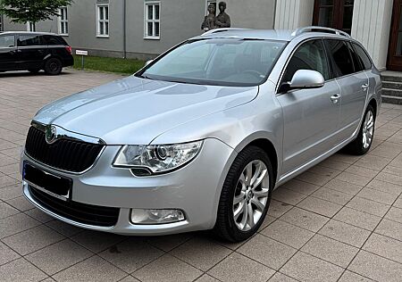 Skoda Superb 2.0 TDI DSG FAMILY TÜV NEU