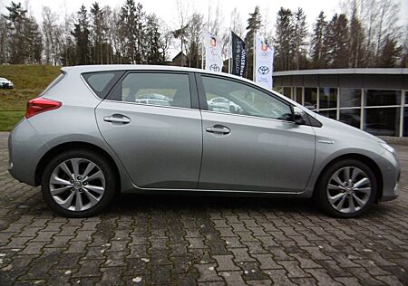 Toyota Auris Hybrid Start Edition + Navi