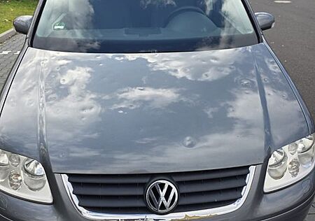 VW Touran Volkswagen 2.0 TDI DSG Trendline Trendline