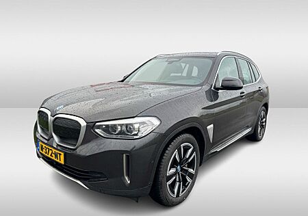 BMW iX3 Executive 80 kWh / SOH 95% / Panoramadak / C
