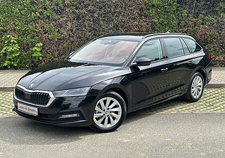 Skoda Octavia Combi 150PS 4x4 DSG Matrix NAVI Vorb.AHK