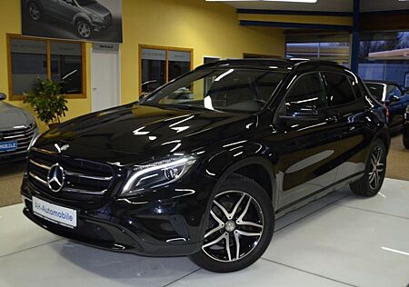 Mercedes-Benz GLA 200 d Score / TÜV NEU